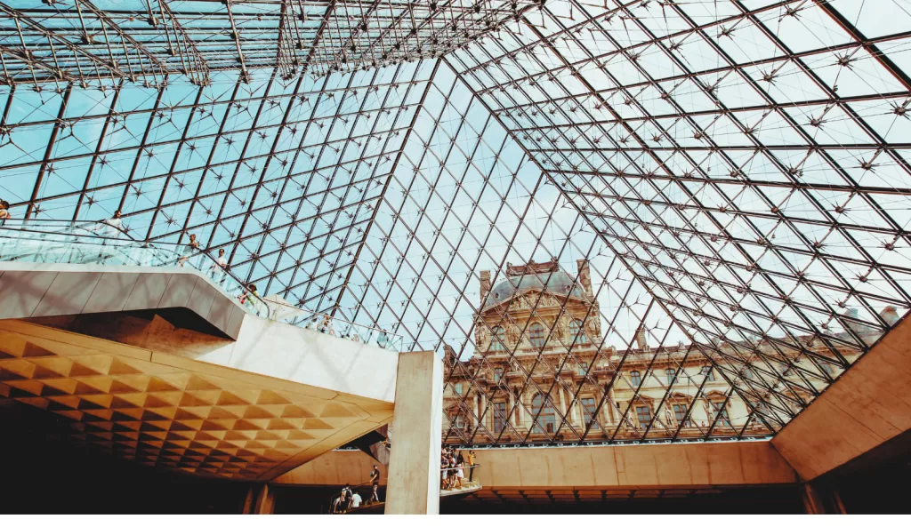 Robo-del-Louvre-en-2025:-el-arte-como-reflejo-del-valor,-la-codicia-y-la-memoria-colectiva.alt
Robo del Louvre en 2025: el arte como reflejo del valor, la codicia y la memoria colectiva