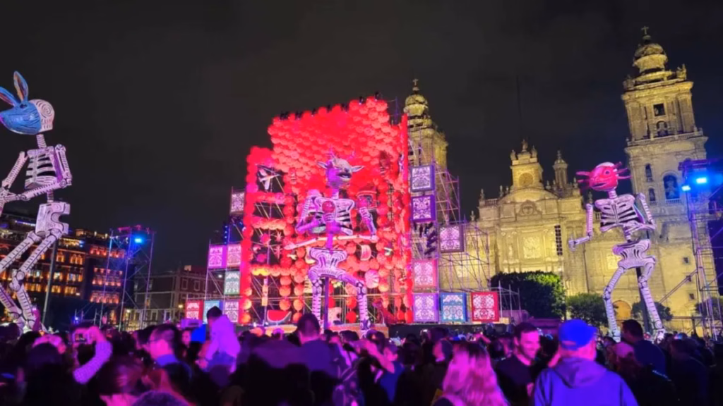 ofrenda-monumental-zocalo-cdmx